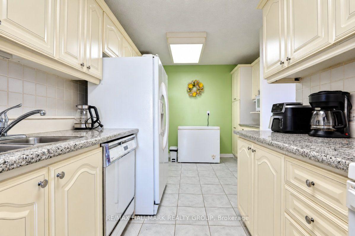Photo 17 of Unit 810, 515 St Laurent Boulevard, Ottawa, Viscount Alexander Park — HOMEH