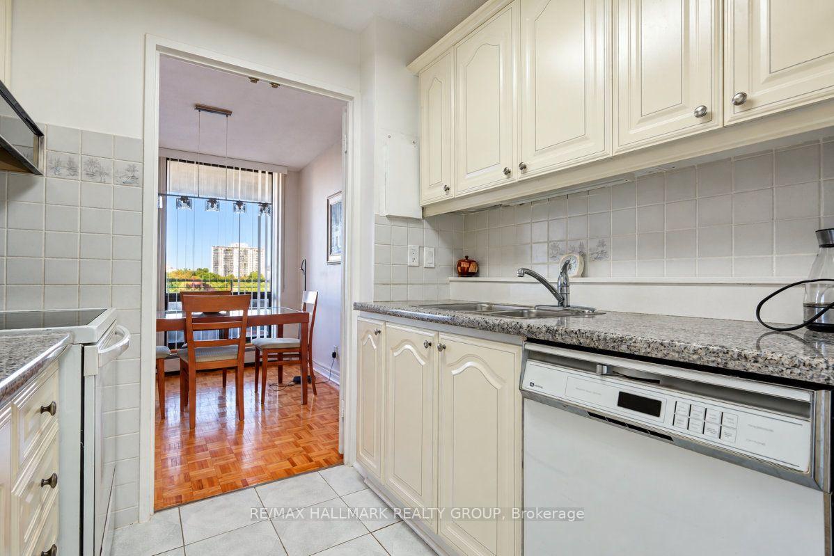 Photo 19 of Unit 810, 515 St Laurent Boulevard, Ottawa, Viscount Alexander Park — HOMEH