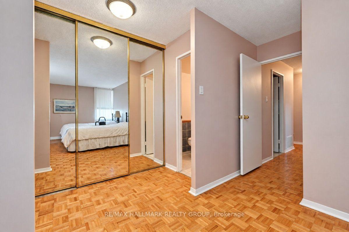 Photo 25 of Unit 810, 515 St Laurent Boulevard, Ottawa, Viscount Alexander Park — HOMEH