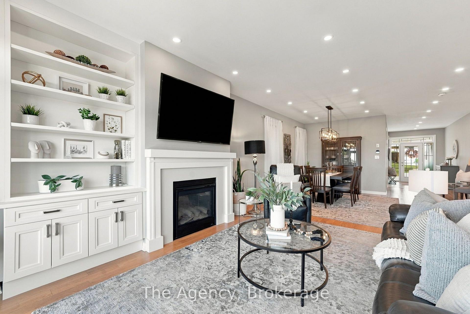 Photo 10 of 39 Yacht Drive, Clarington, Bowmanville — HOMEH
