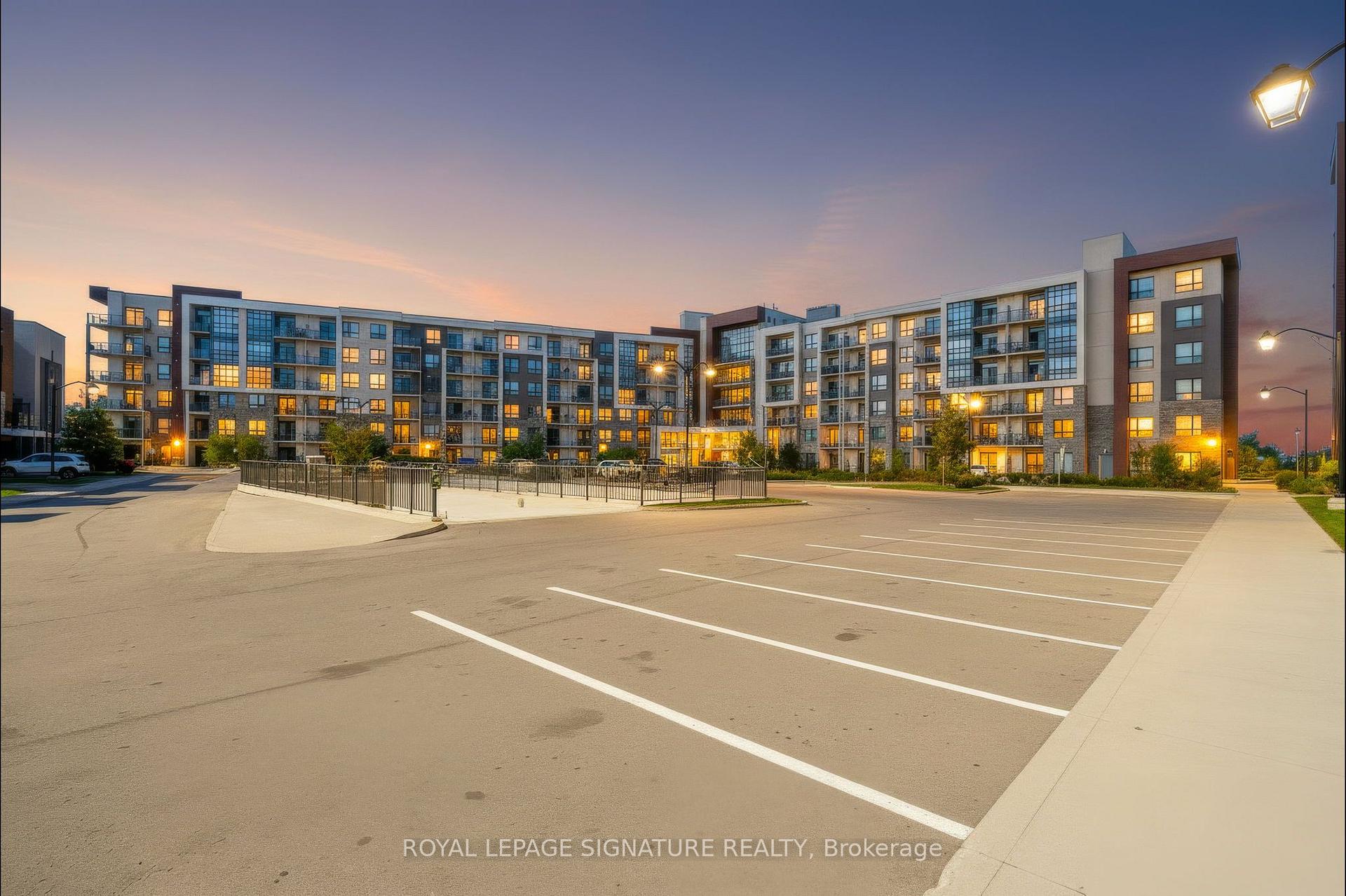 Photo 32 of Unit 624, 125 Shoreview Place, Hamilton, Stoney Creek — HOMEH