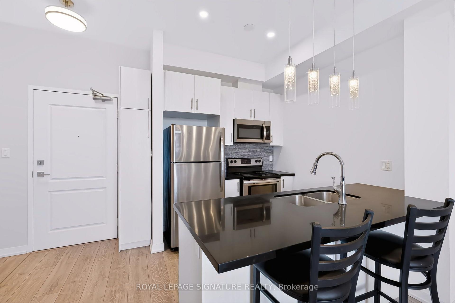 Photo 3 of Unit 624, 125 Shoreview Place, Hamilton, Stoney Creek — HOMEH