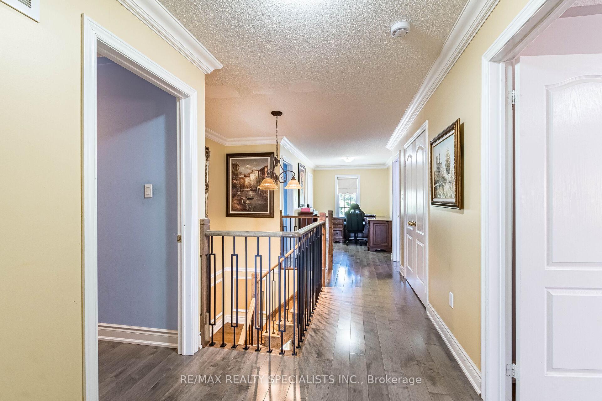 Photo 27 of 49 Maisonneuve Boulevard, Brampton, Vales of Castlemore North — HOMEH