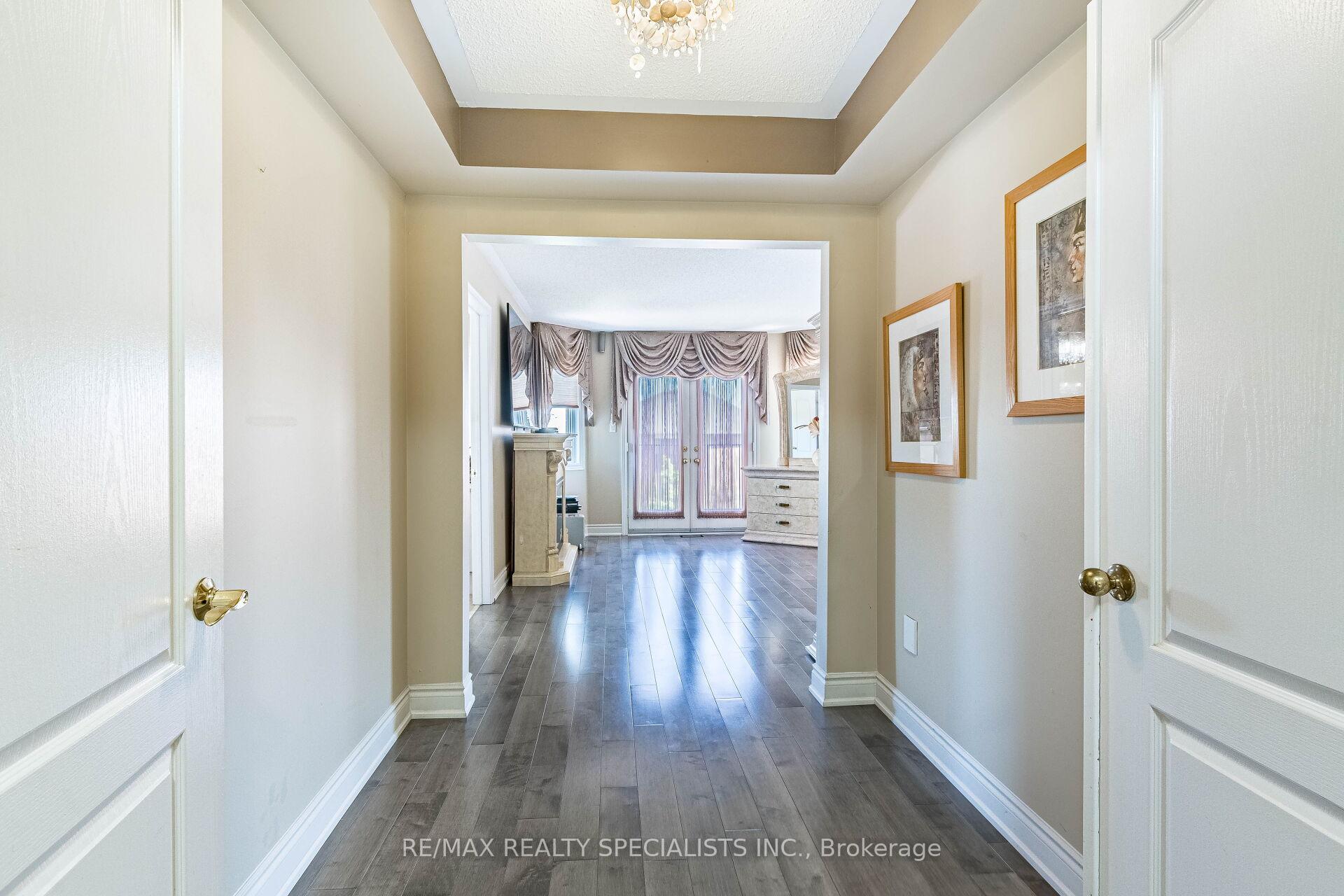 Photo 29 of 49 Maisonneuve Boulevard, Brampton, Vales of Castlemore North — HOMEH