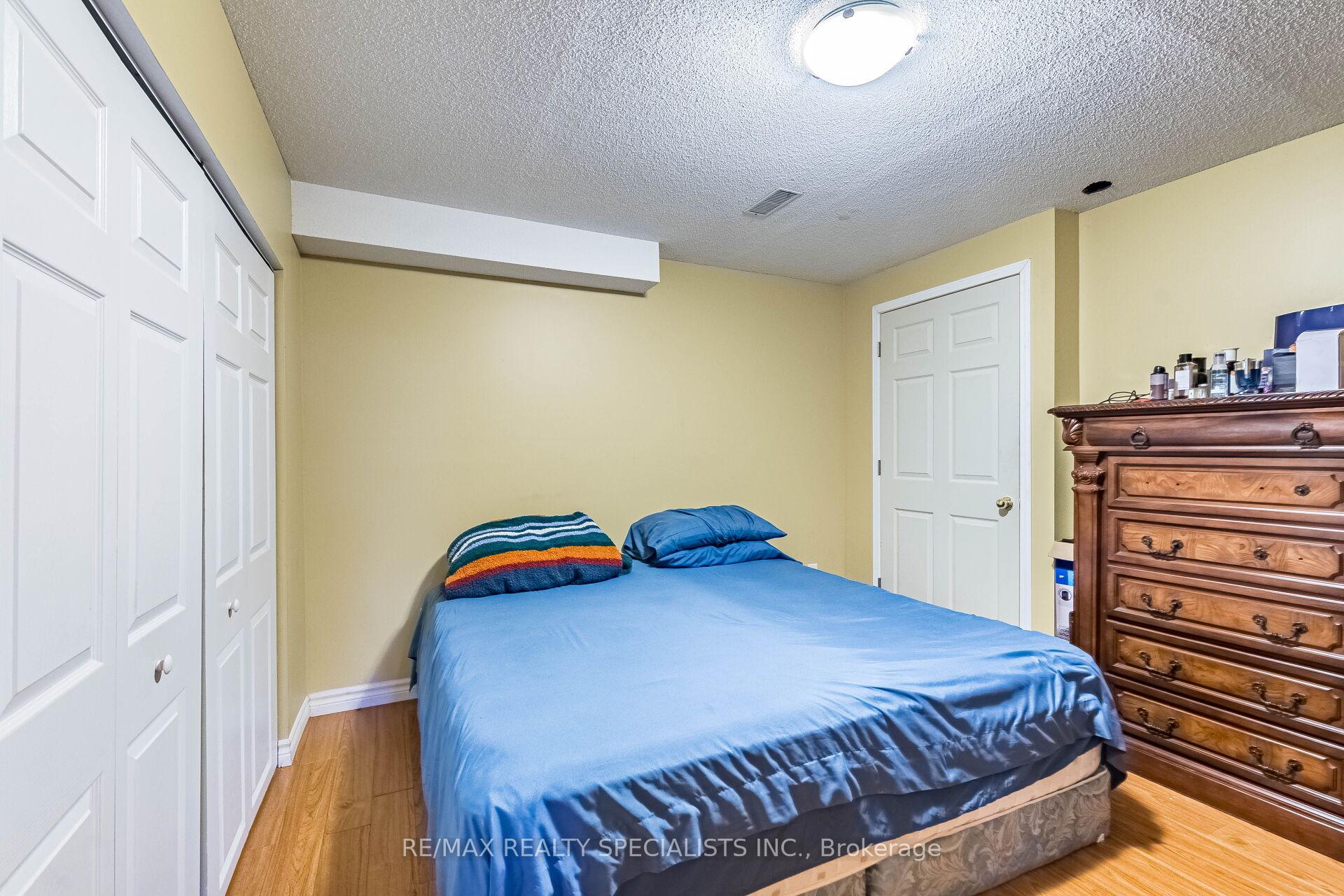Photo 44 of 49 Maisonneuve Boulevard, Brampton, Vales of Castlemore North — HOMEH