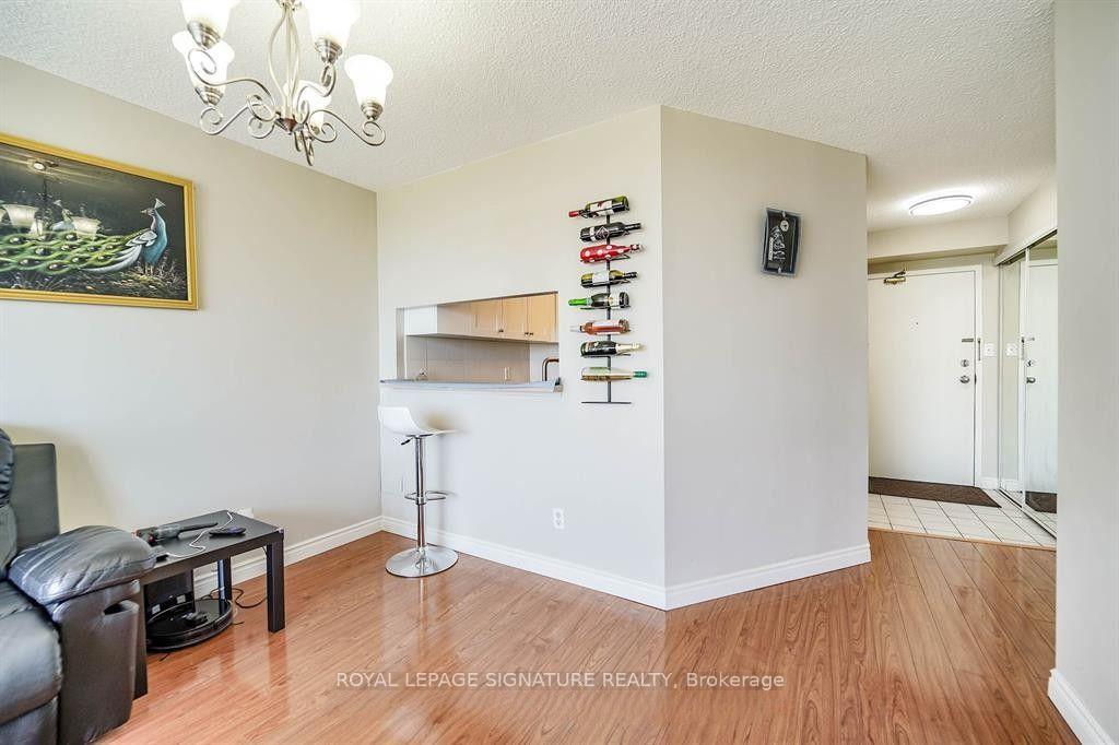 Photo 9 of Unit 611, 2550 Lawrence Avenue E, Scarborough, Dorset Park — HOMEH