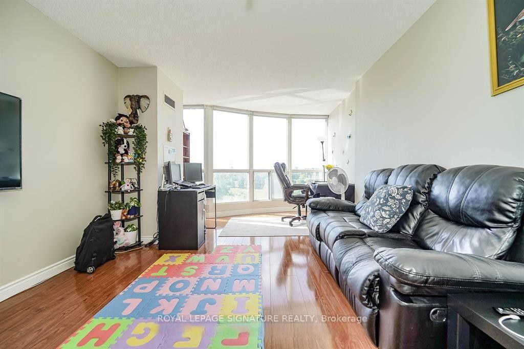 Photo 10 of Unit 611, 2550 Lawrence Avenue E, Scarborough, Dorset Park — HOMEH