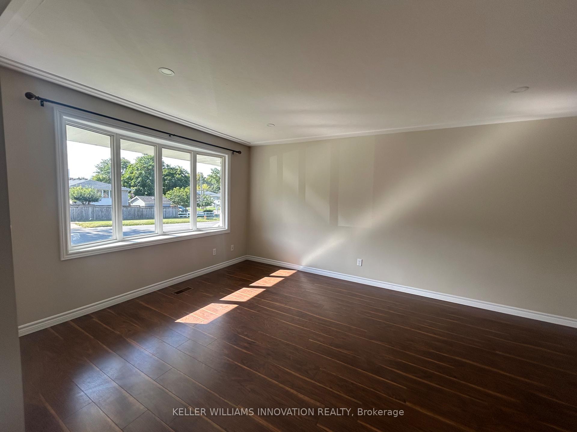 Photo 4 of 14 Volta Avenue, Kitchener, Centreville Chicopee — HOMEH