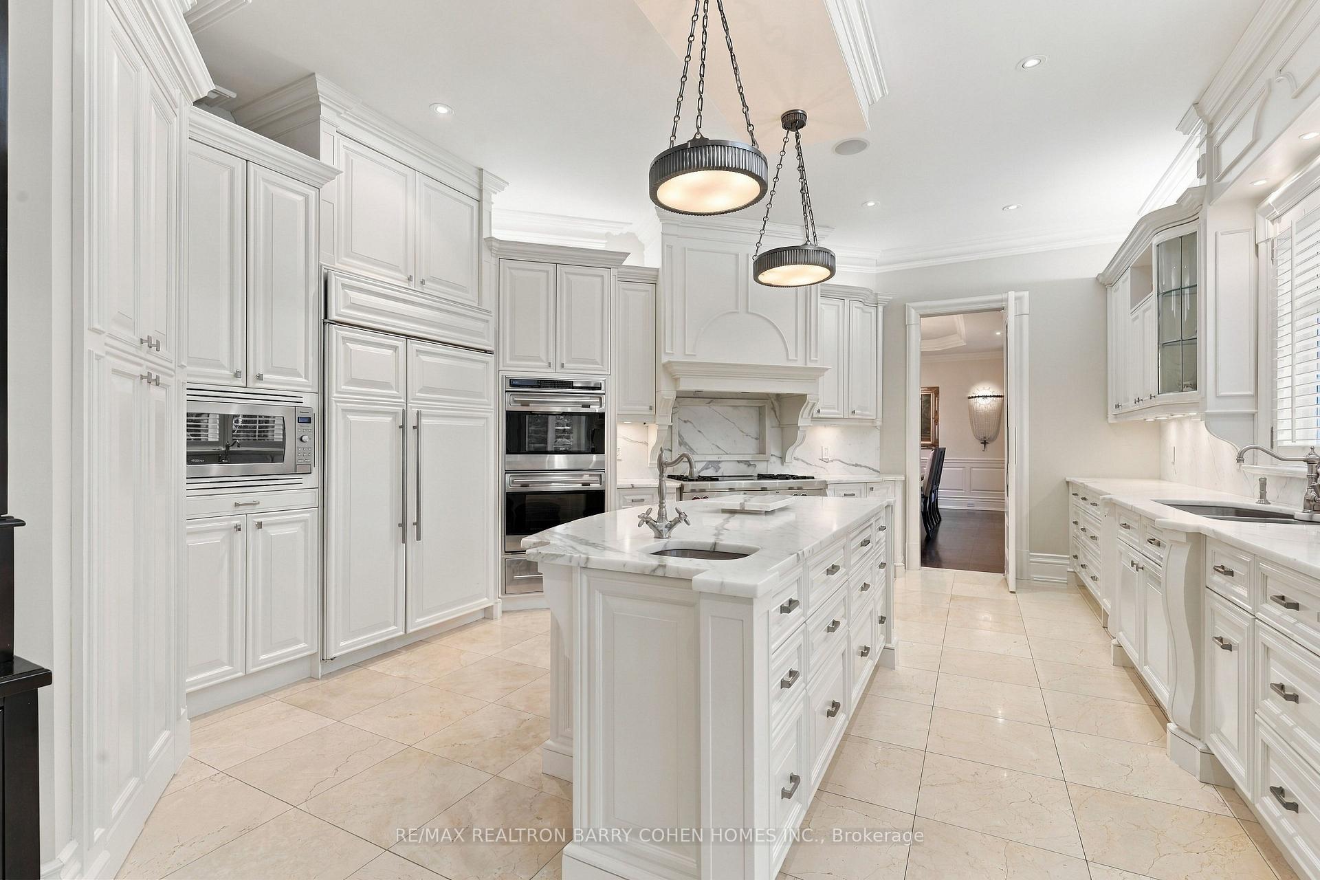 Photo 7 of 11 Doon Road, North York, Bridle Path-Sunnybrook-York Mills — HOMEH