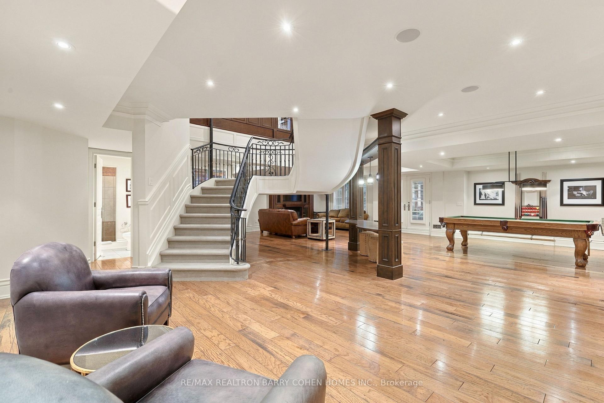 Photo 32 of 11 Doon Road, North York, Bridle Path-Sunnybrook-York Mills — HOMEH