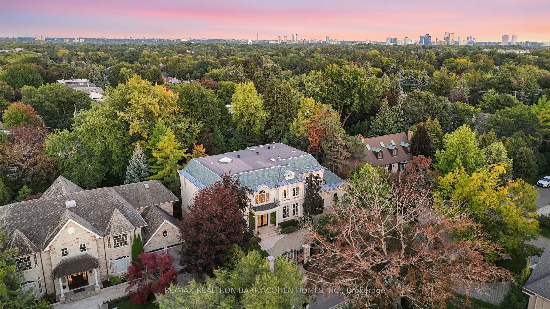 Photo 48 of 11 Doon Road, North York, Bridle Path-Sunnybrook-York Mills — HOMEH