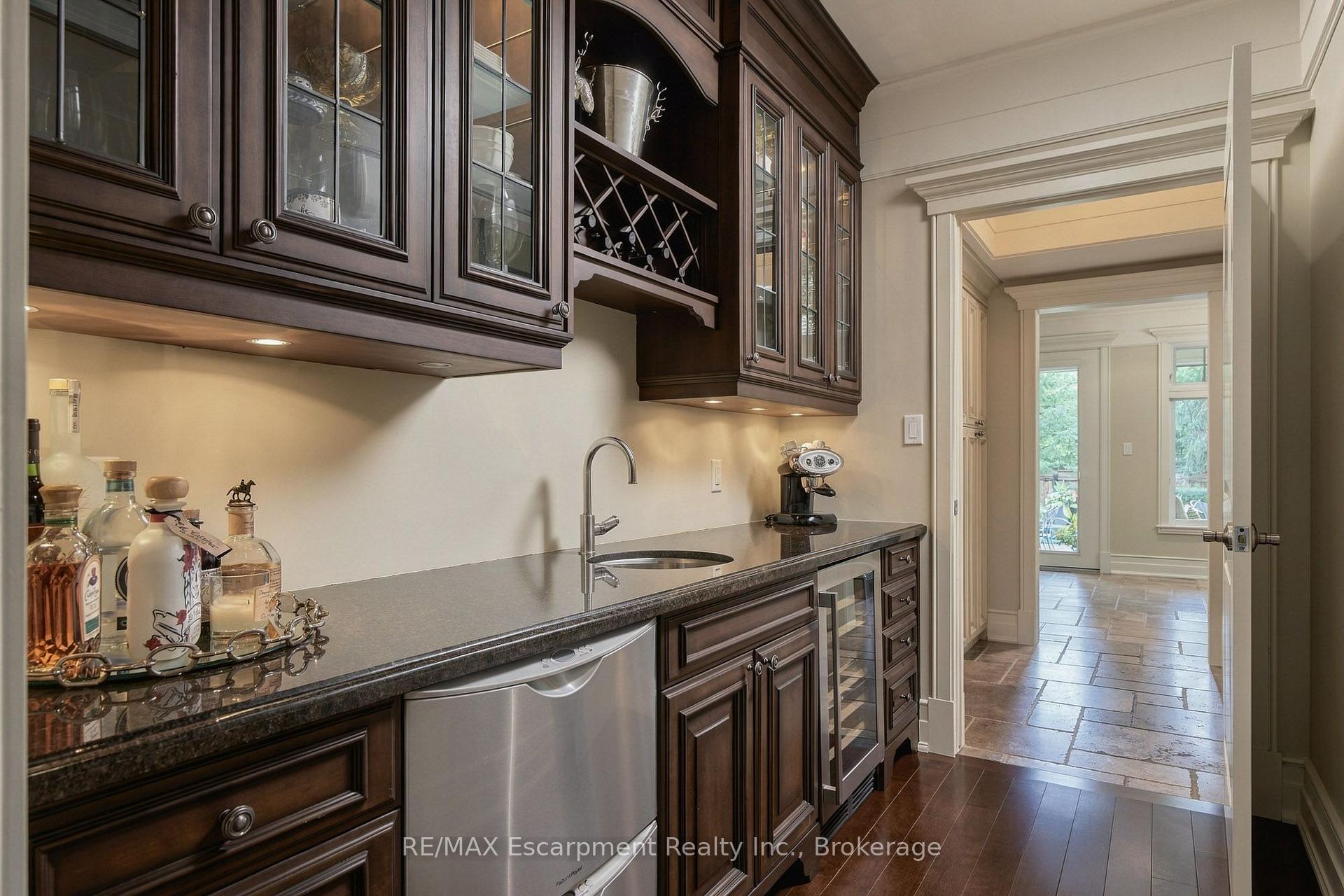 Photo 8 of 1074 Lavender Lane, Oakville, Morrison — HOMEH
