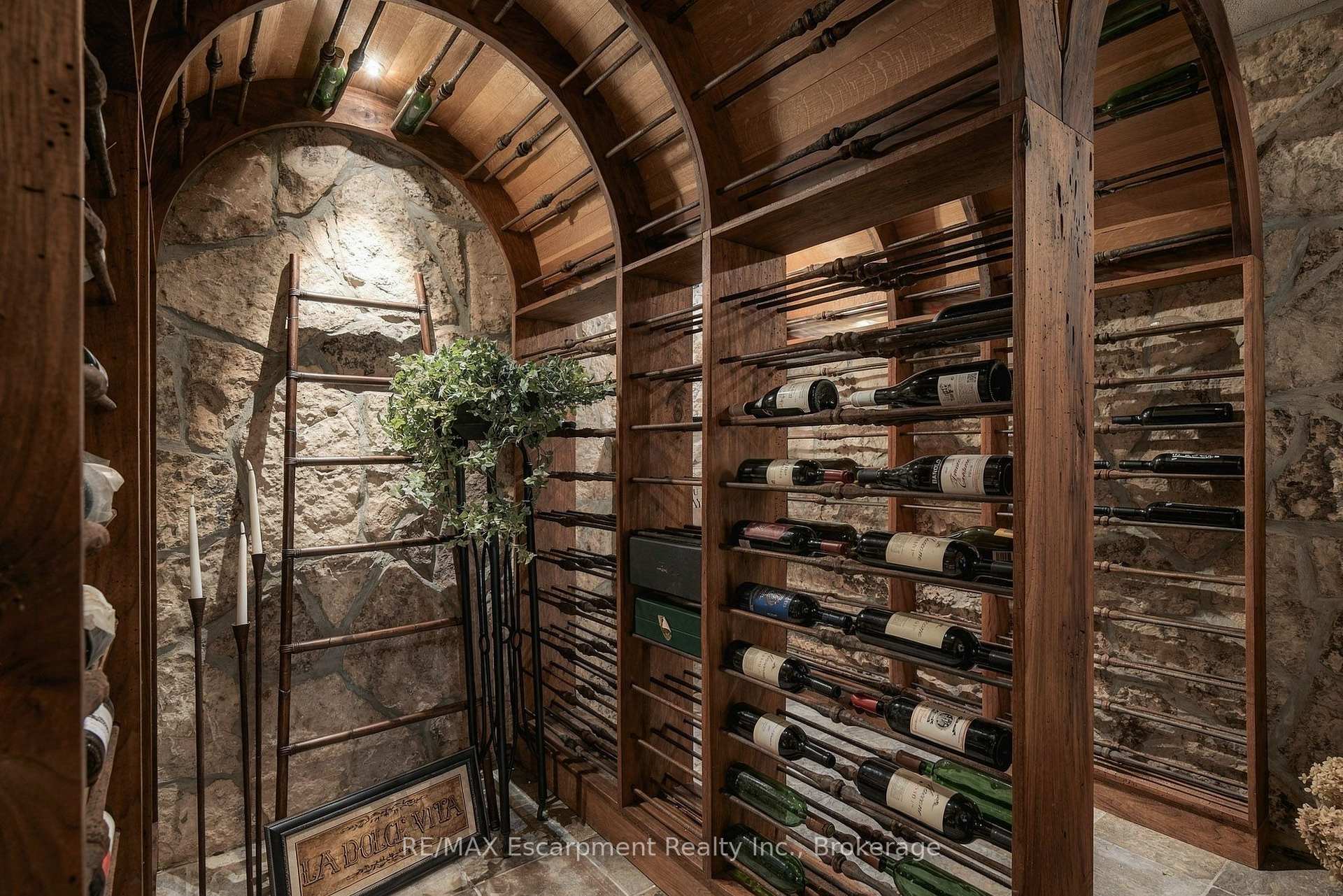 Photo 31 of 1074 Lavender Lane, Oakville, Morrison — HOMEH