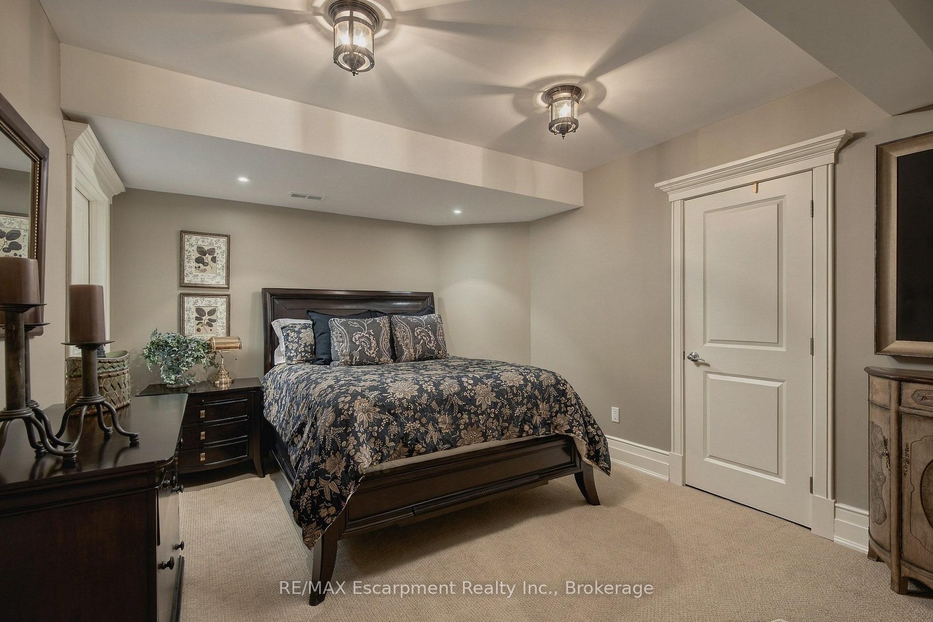 Photo 32 of 1074 Lavender Lane, Oakville, Morrison — HOMEH