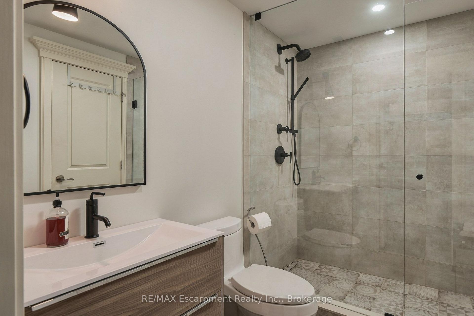 Photo 35 of 1074 Lavender Lane, Oakville, Morrison — HOMEH