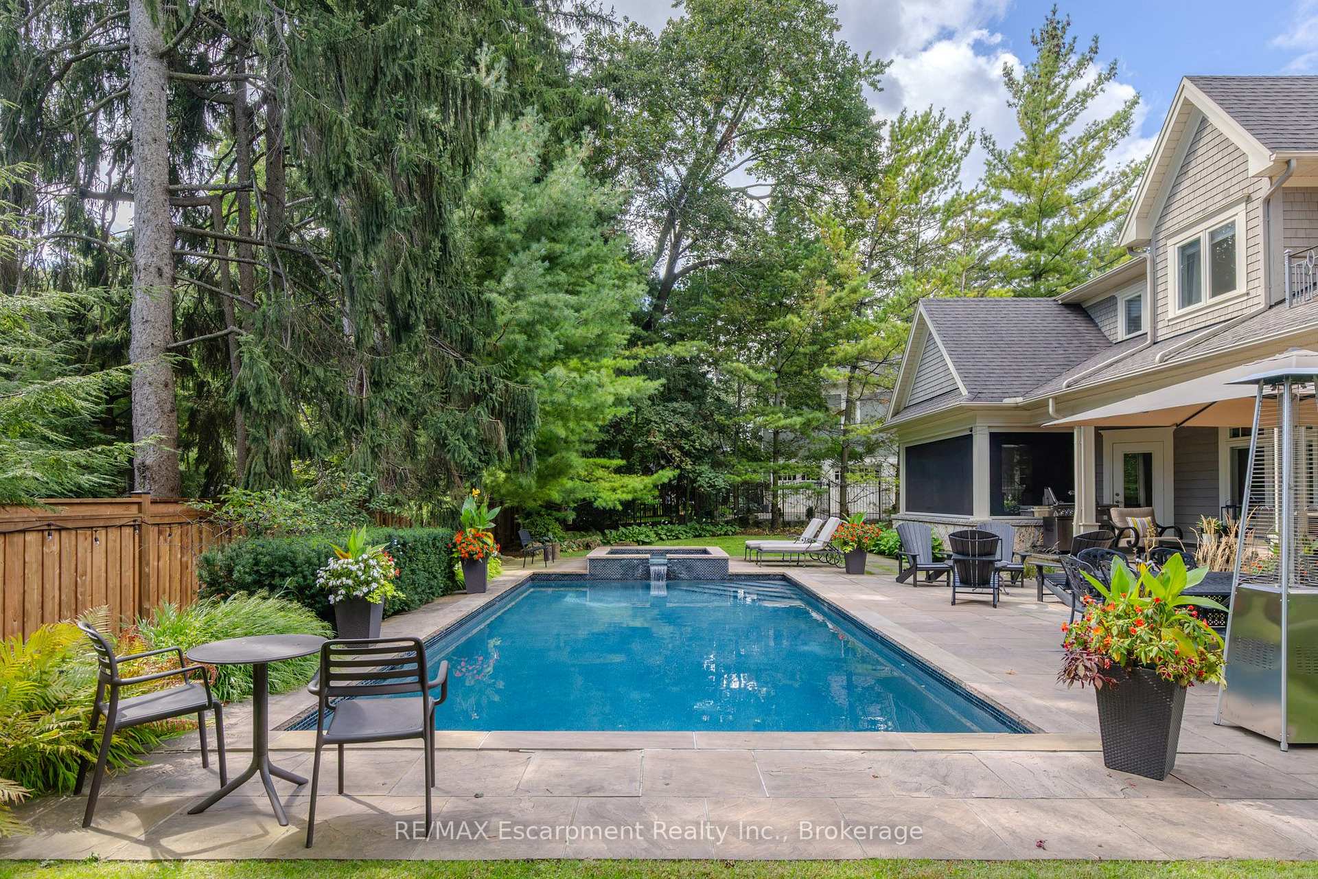 Photo 37 of 1074 Lavender Lane, Oakville, Morrison — HOMEH