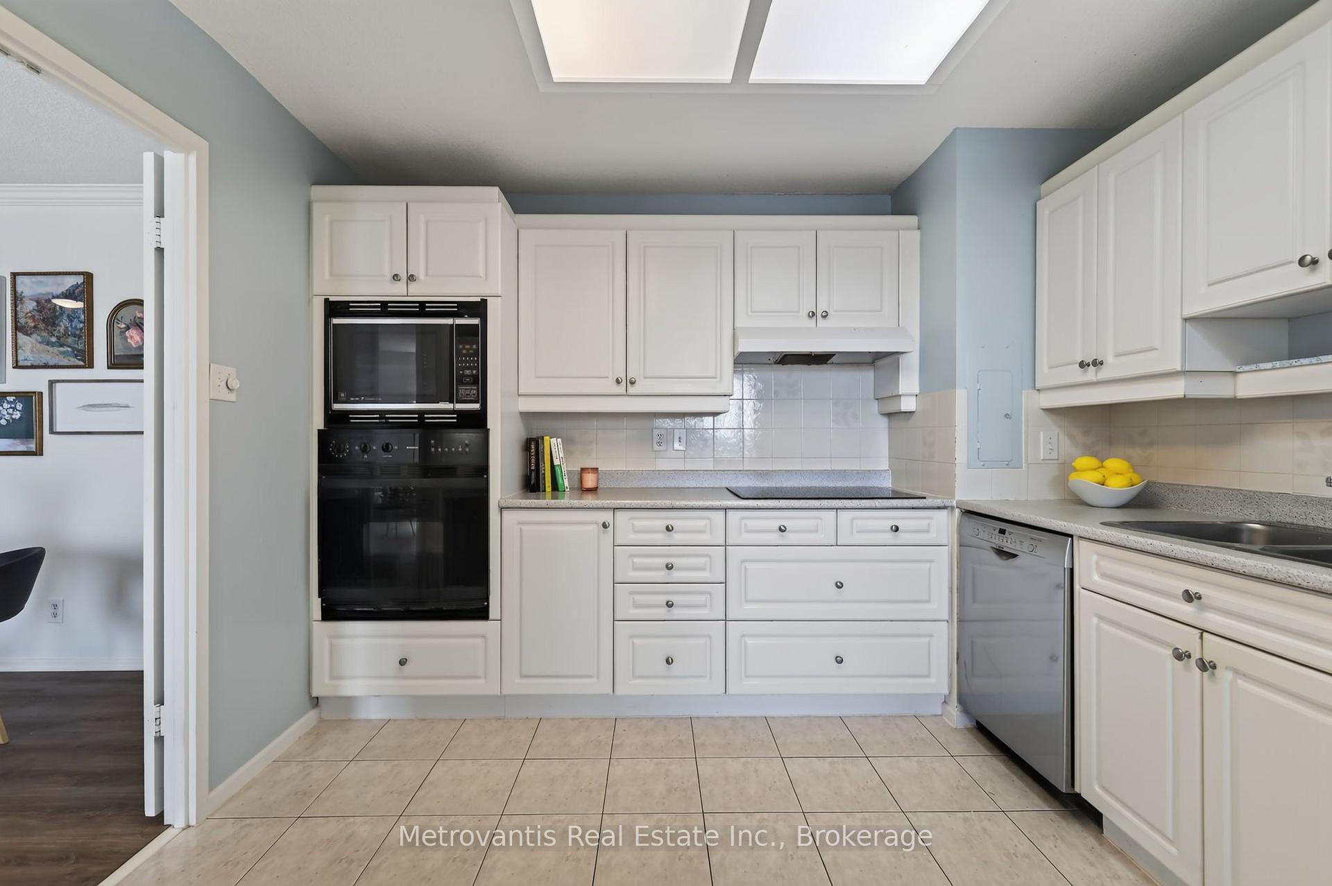 Photo 10 of Unit 614, 2951 Riverside Drive, Ottawa, Mooneys Bay/Riverside Park — HOMEH