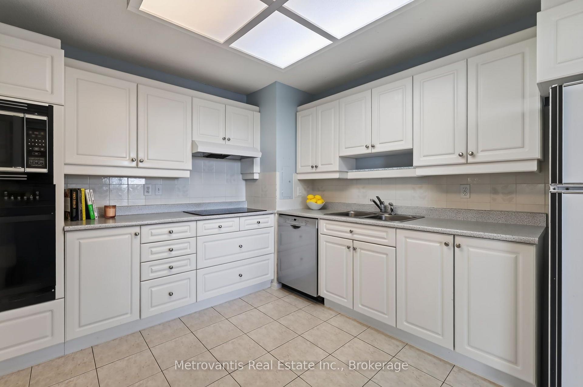 Photo 11 of Unit 614, 2951 Riverside Drive, Ottawa, Mooneys Bay/Riverside Park — HOMEH