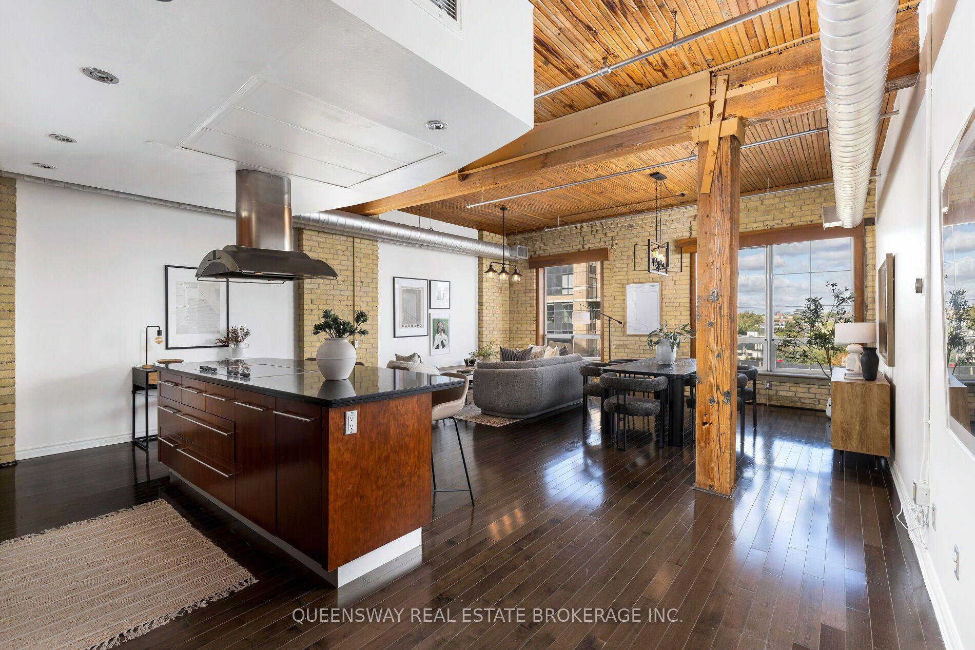 Photo 6 of Unit 602, 781 King Street W, Toronto, Niagara — HOMEH