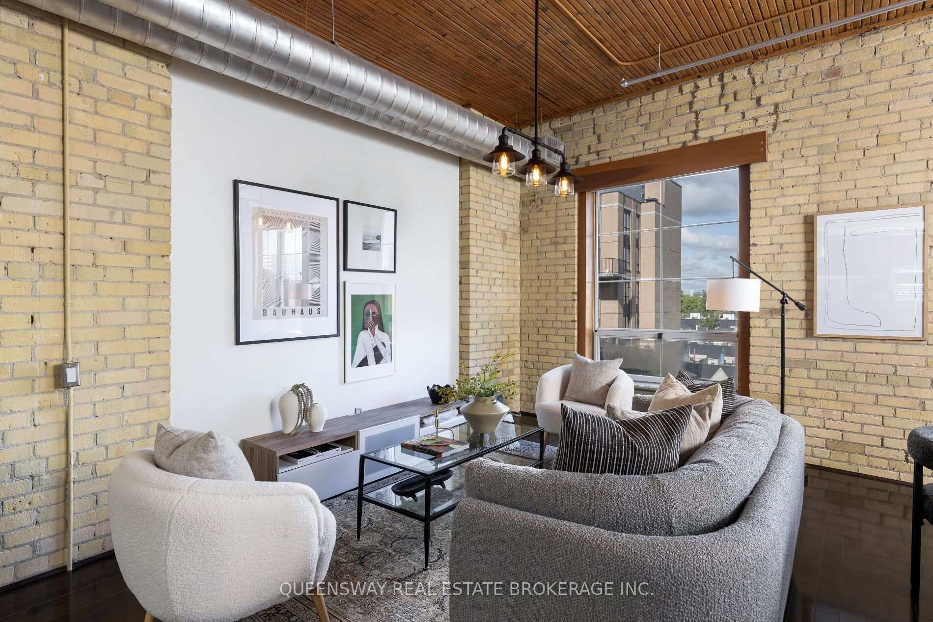 Photo 7 of Unit 602, 781 King Street W, Toronto, Niagara — HOMEH
