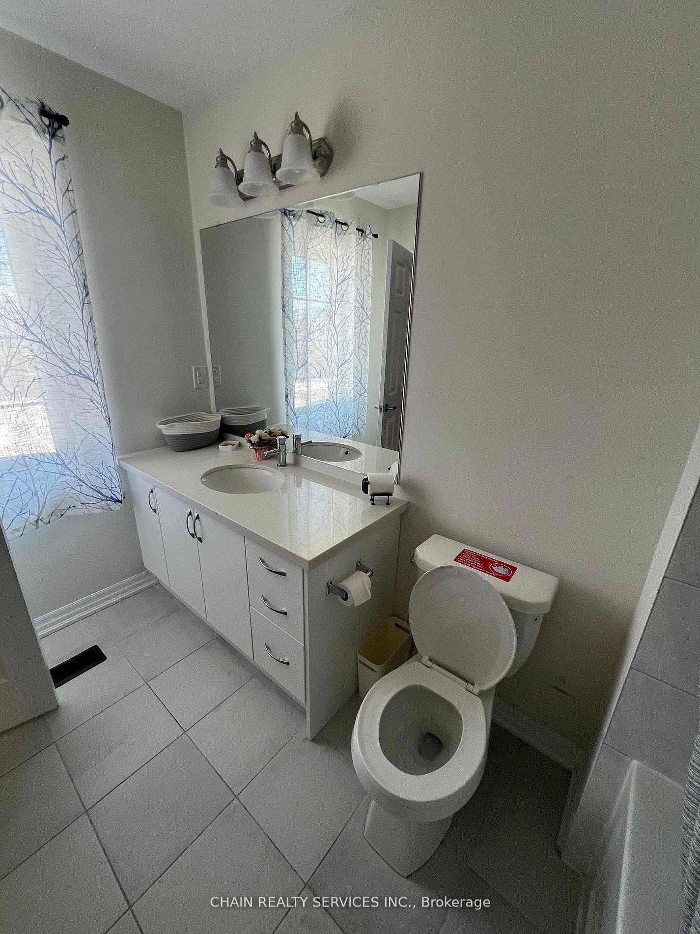 Photo 4 of 207 Stayner Street, Clearview, Stayner — HOMEH