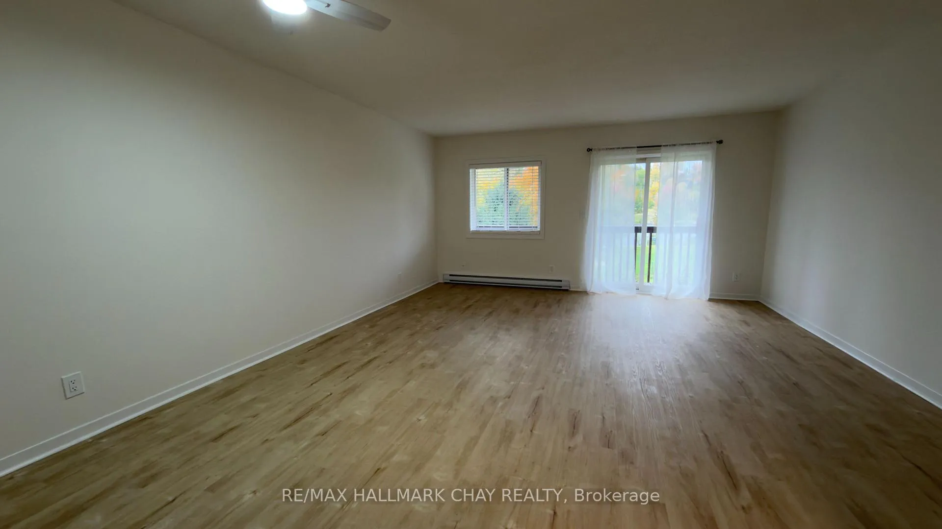 Photo 8 of Unit 11, 142 Ecclestone Drive, Bracebridge — HOMEH