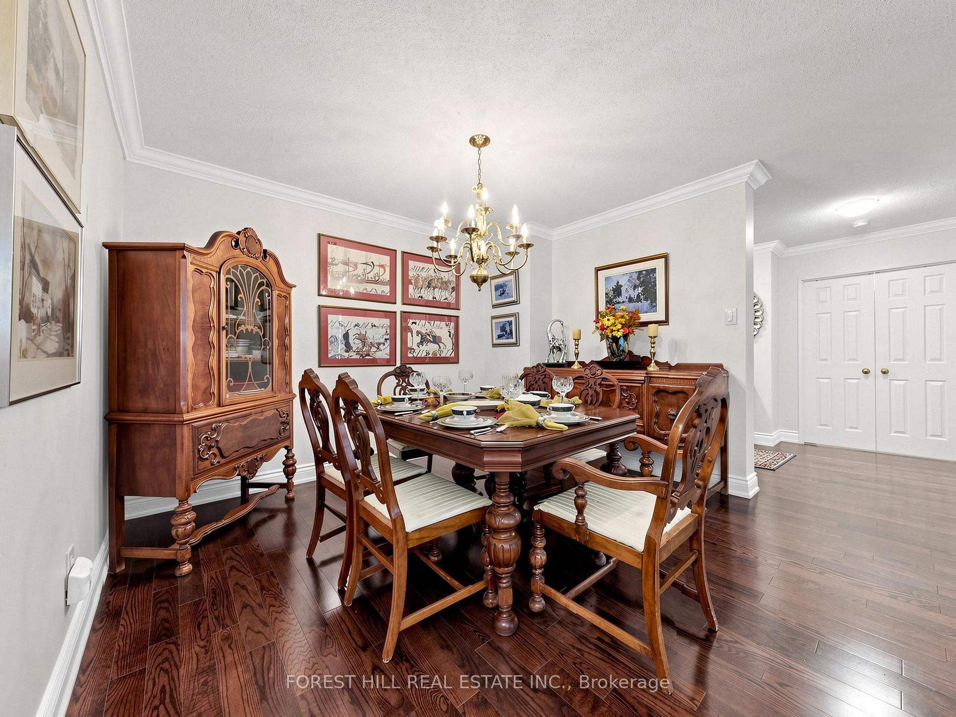 Photo 11 of Unit 225, 14924 Yonge Street, Aurora, Aurora Highlands — HOMEH