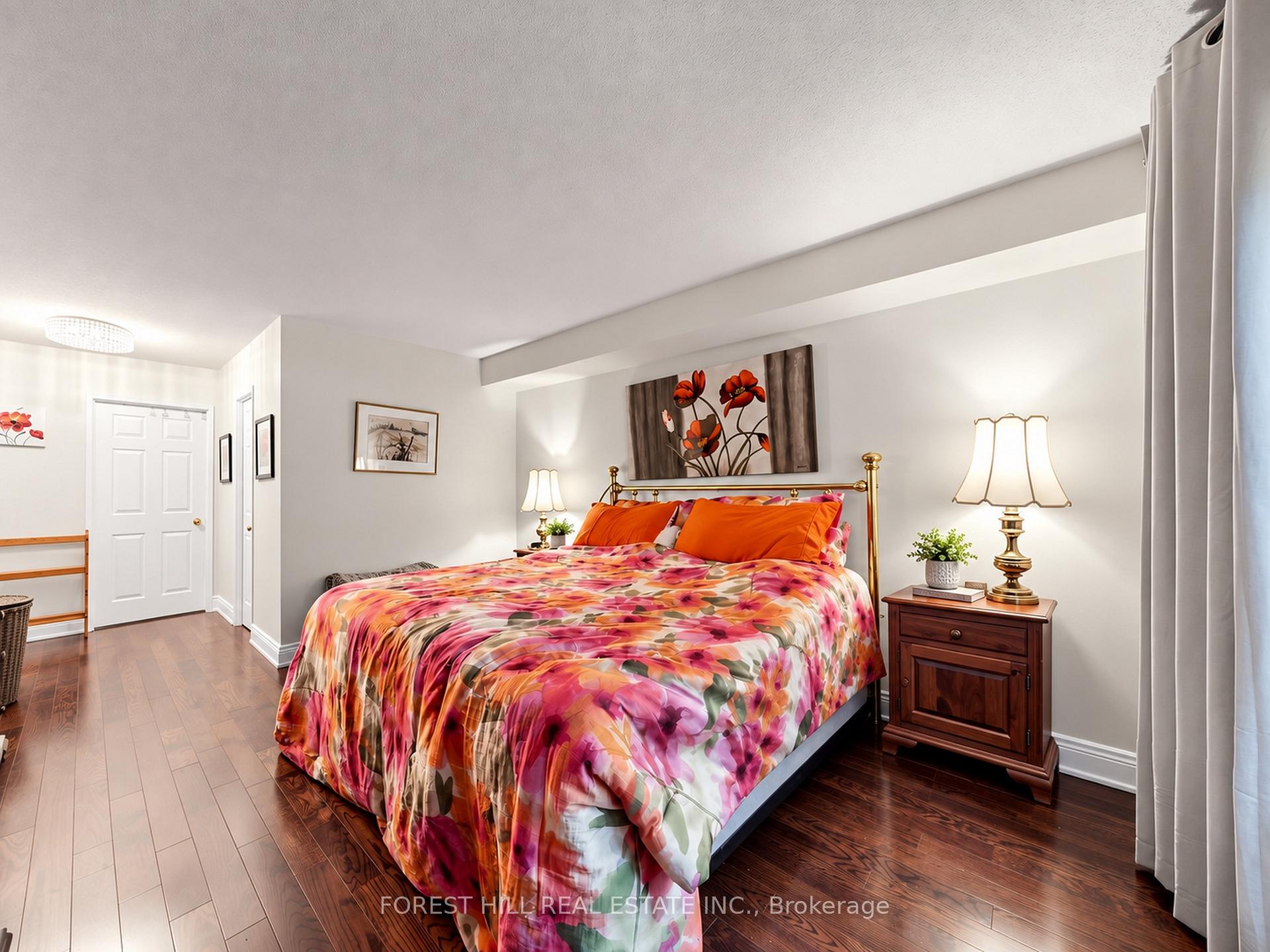 Photo 17 of Unit 225, 14924 Yonge Street, Aurora, Aurora Highlands — HOMEH