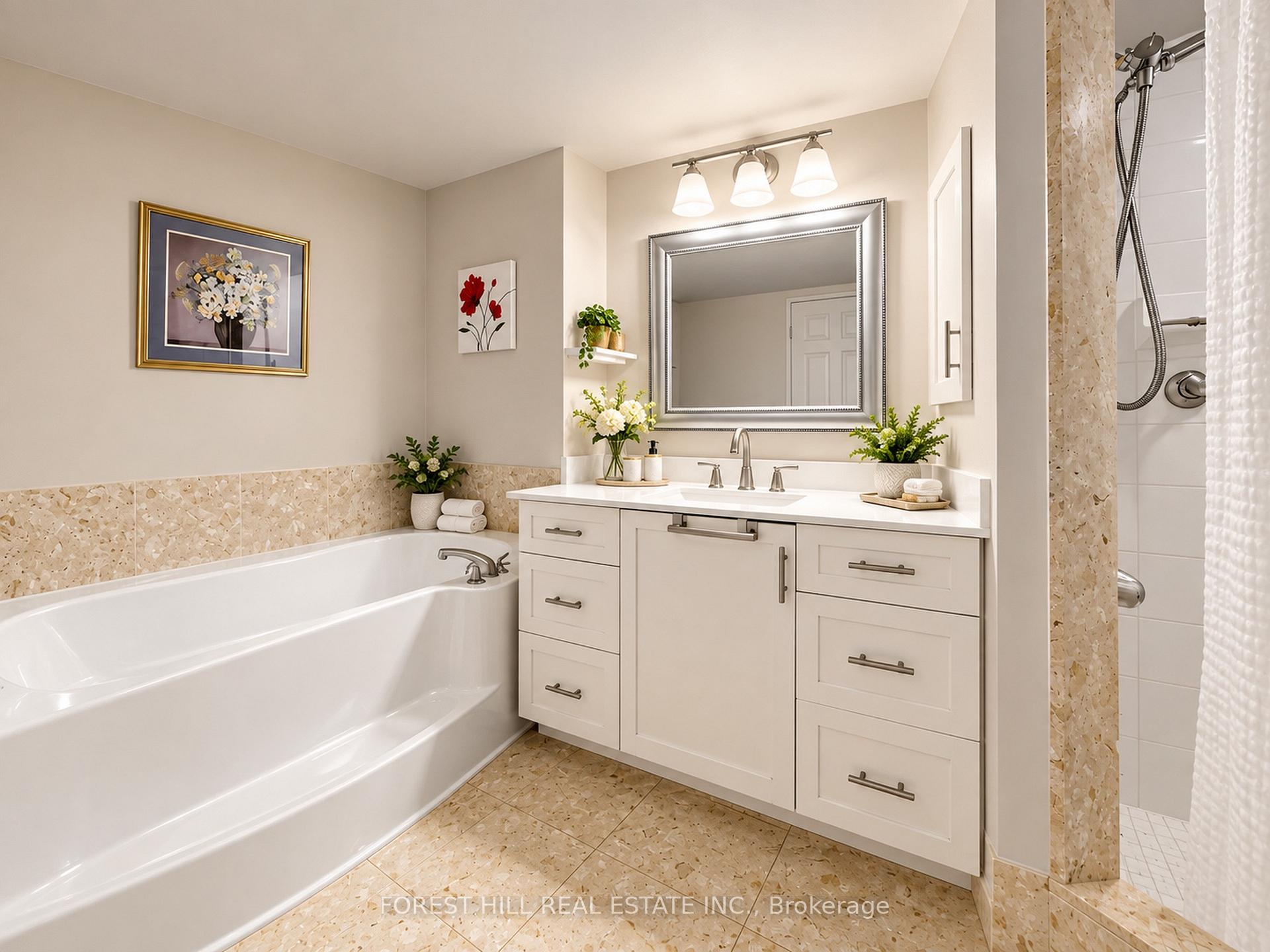 Photo 19 of Unit 225, 14924 Yonge Street, Aurora, Aurora Highlands — HOMEH
