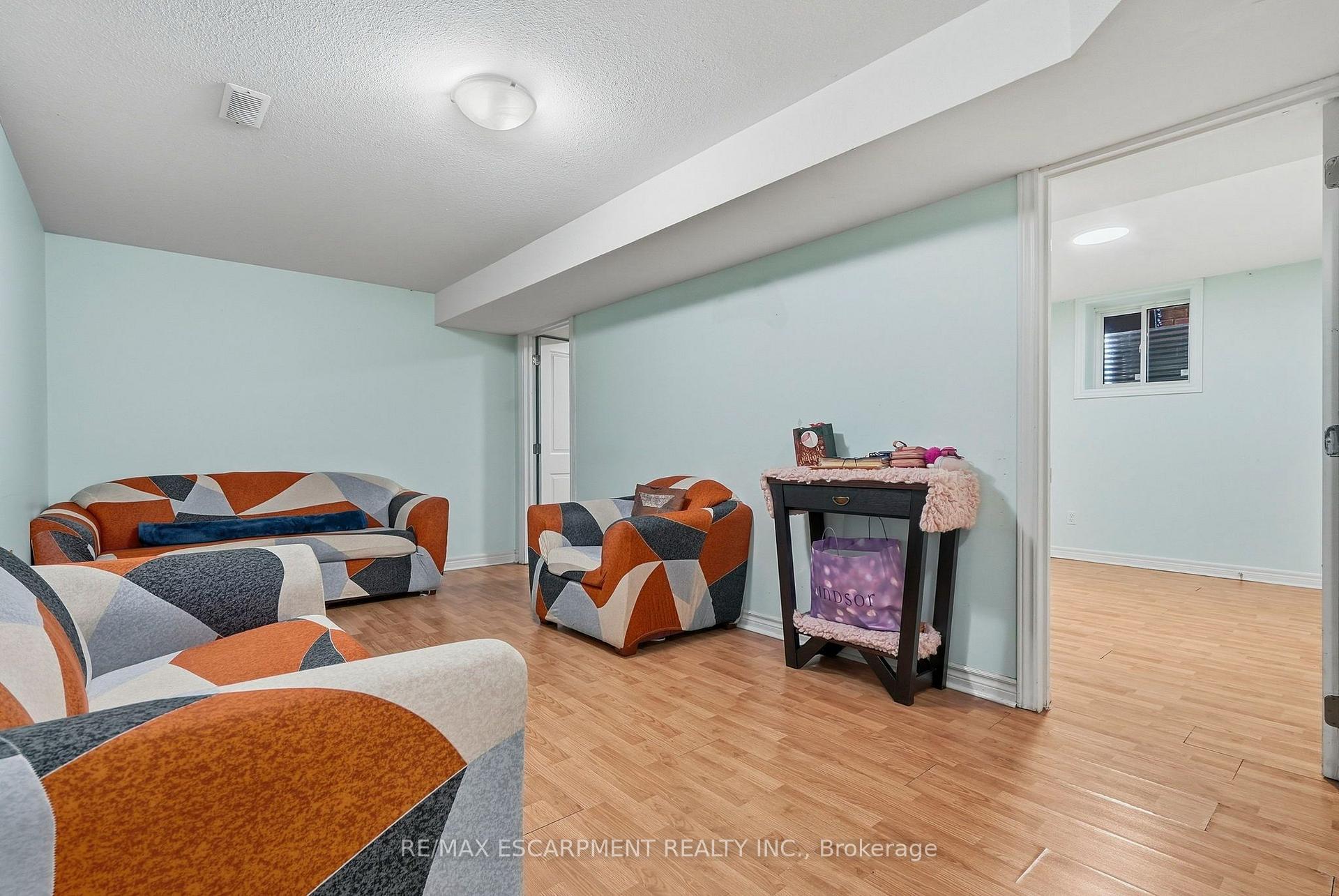 Photo 30 of 31 Peachwood Crescent, Hamilton, Stoney Creek — HOMEH