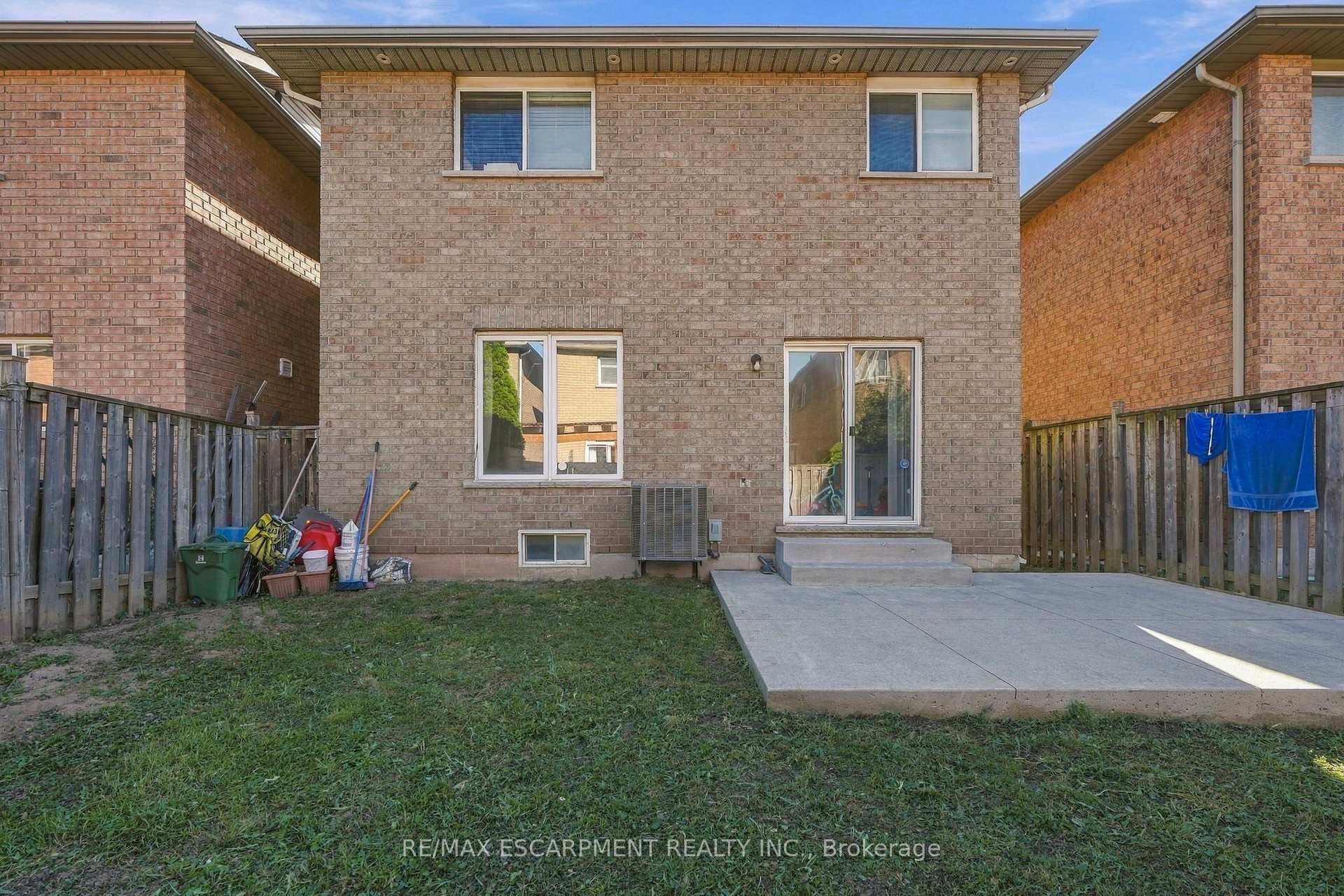 Photo 40 of 31 Peachwood Crescent, Hamilton, Stoney Creek — HOMEH