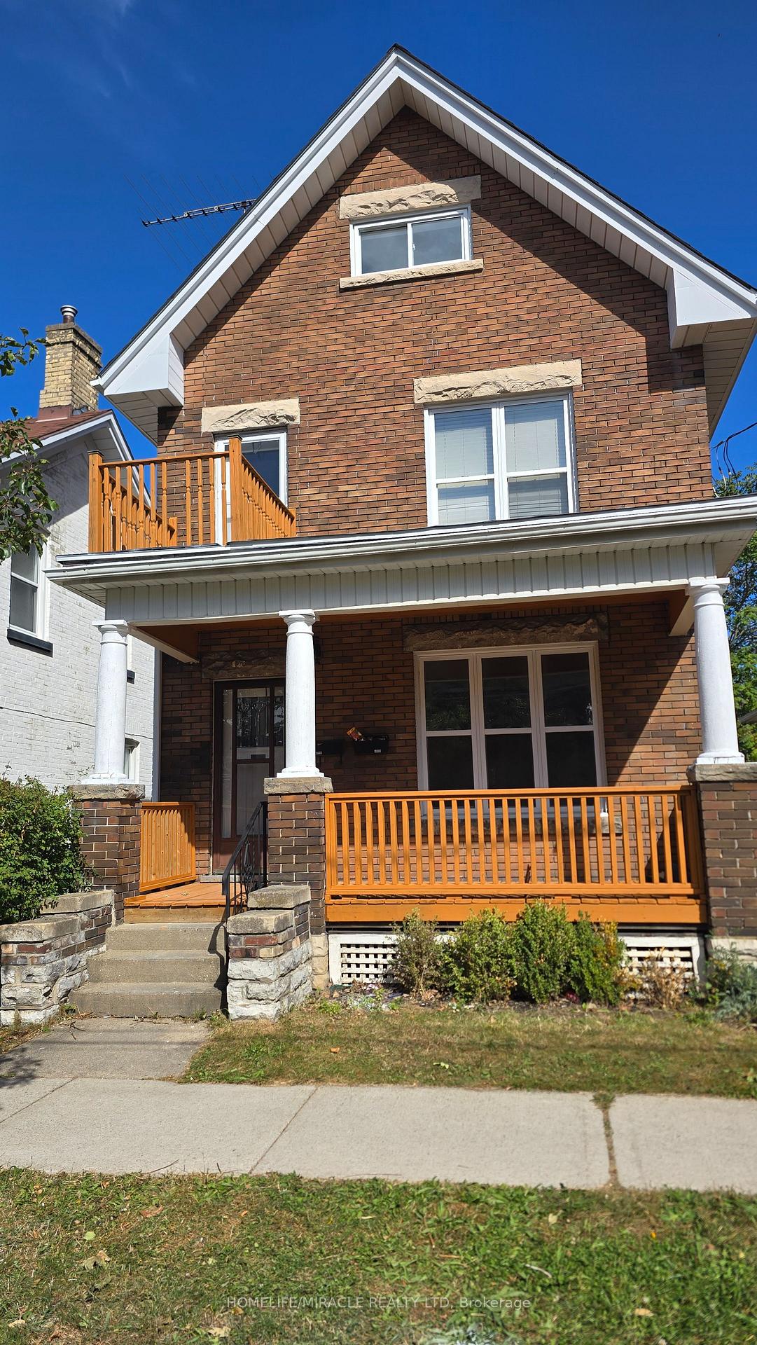 Photo 2 of 117 William Street, Brantford, Lansdowne — HOMEH