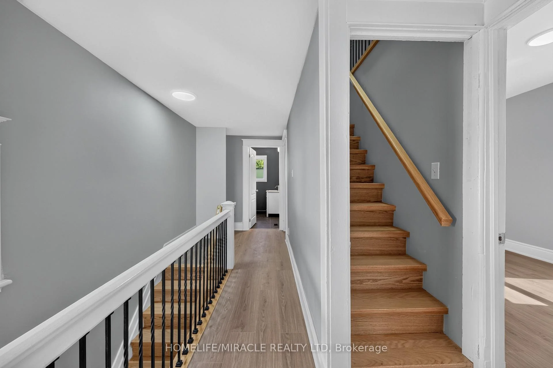 Photo 39 of 117 William Street, Brantford, Lansdowne — HOMEH