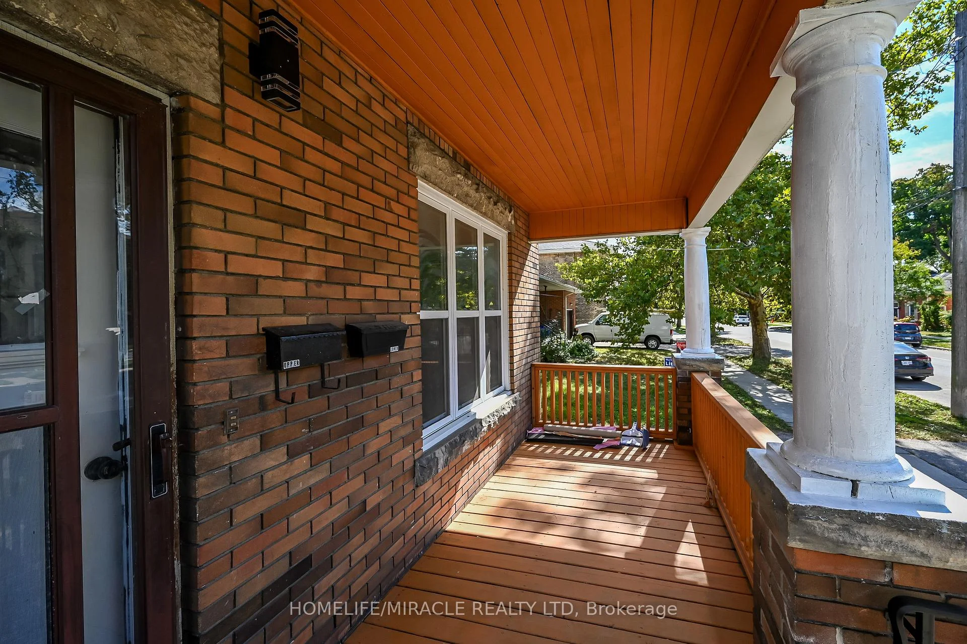 Photo 46 of 117 William Street, Brantford, Lansdowne — HOMEH