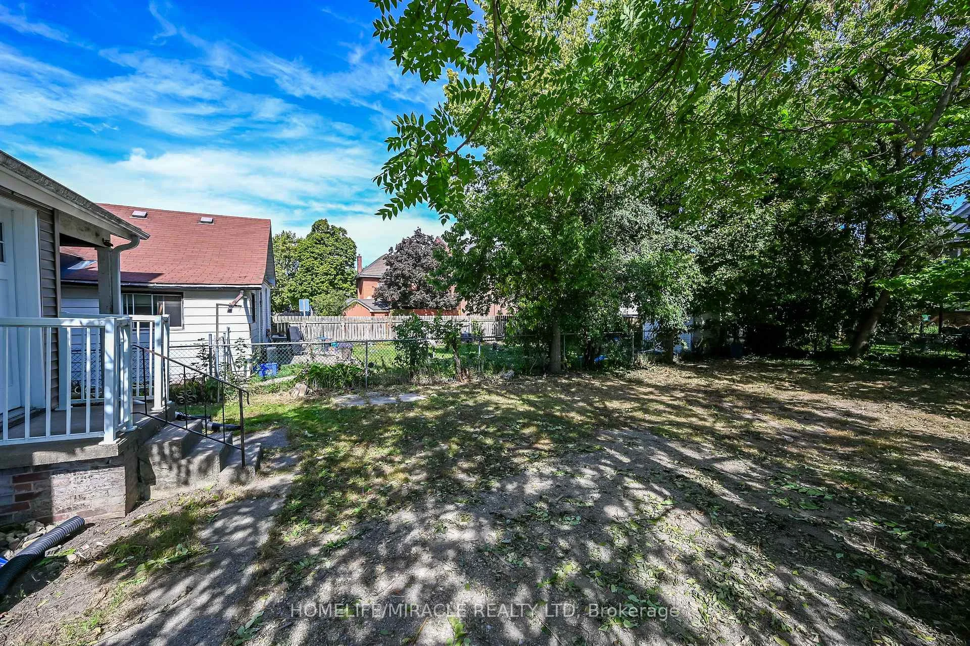 Photo 48 of 117 William Street, Brantford, Lansdowne — HOMEH