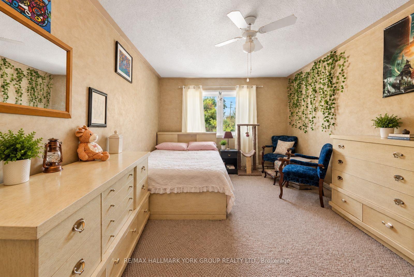Photo 15 of 537 Walpole Crescent, Newmarket, Stonehaven-Wyndham — HOMEH