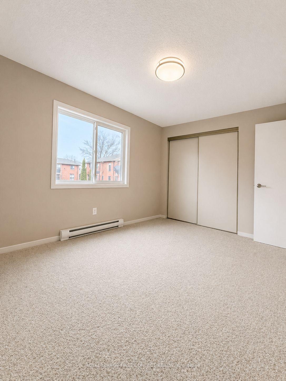 Photo 8 of Unit B7, 179 Edgehill Drive, Barrie, Letitia Heights — HOMEH