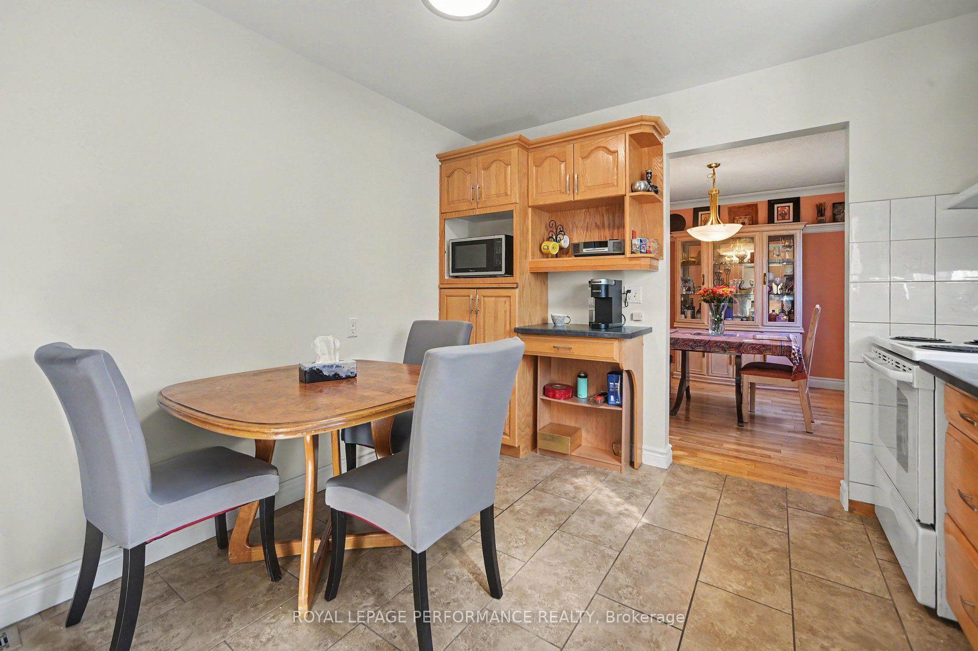 Photo 15 of 6284 Sundown Crescent, Ottawa, Convent Glen South — HOMEH