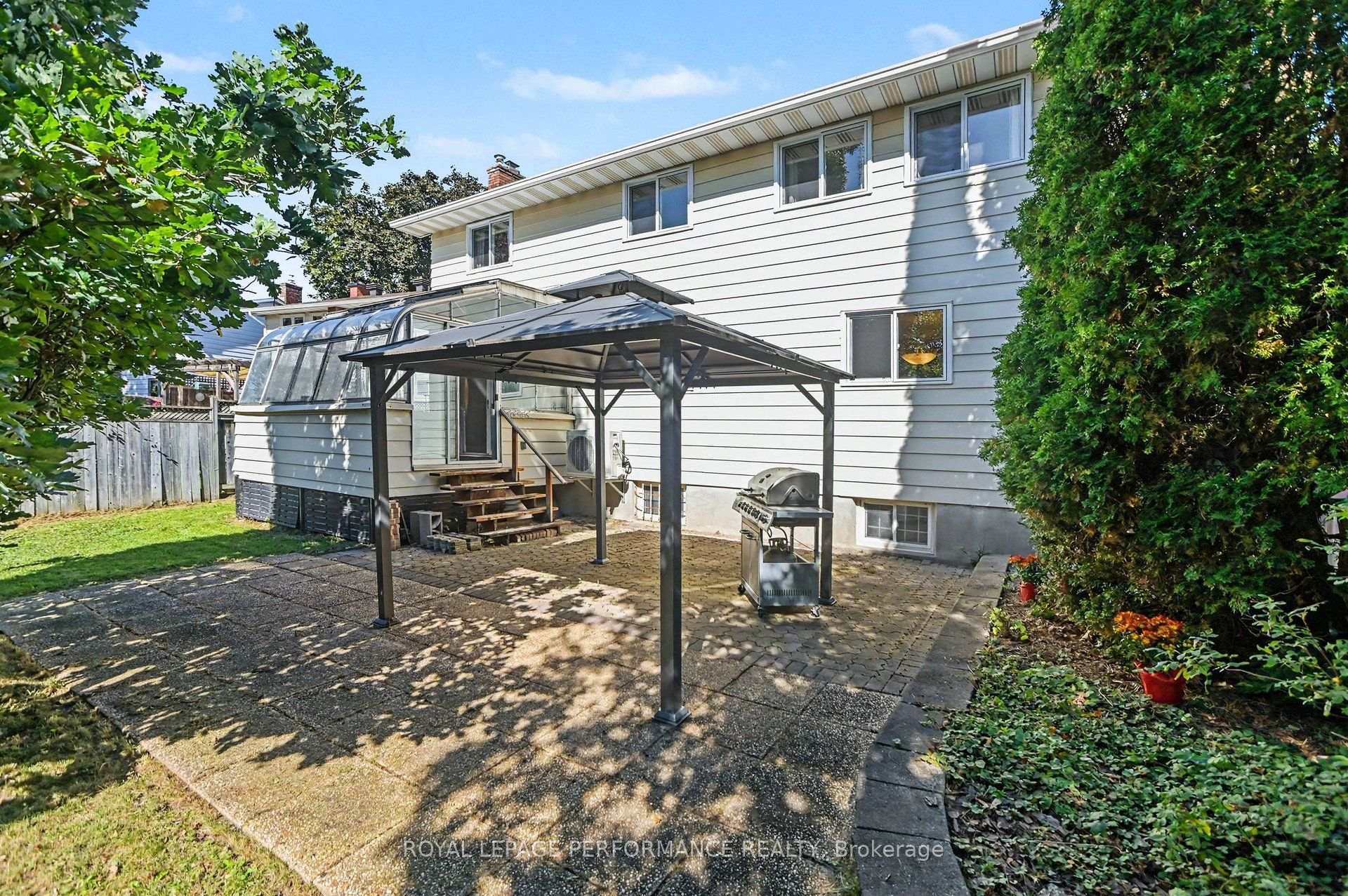 Photo 31 of 6284 Sundown Crescent, Ottawa, Convent Glen South — HOMEH