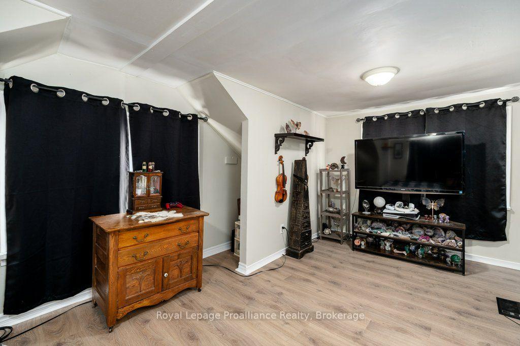 Photo 18 of 29 Pelham Street, Quinte West, Trenton Ward — HOMEH