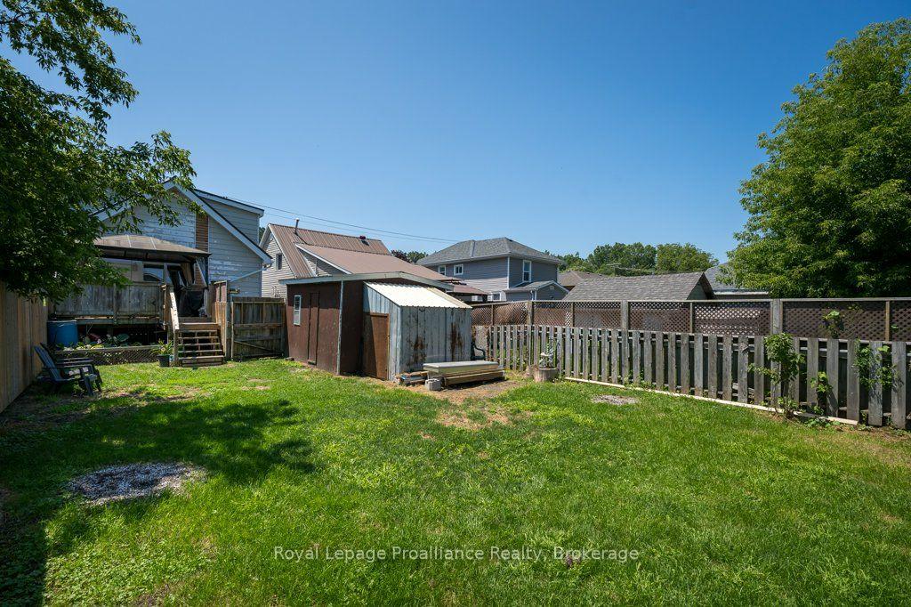 Photo 35 of 29 Pelham Street, Quinte West, Trenton Ward — HOMEH