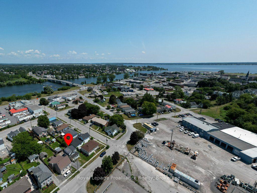 Photo 47 of 29 Pelham Street, Quinte West, Trenton Ward — HOMEH