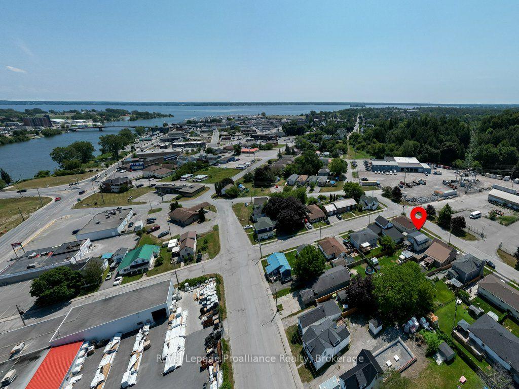Photo 50 of 29 Pelham Street, Quinte West, Trenton Ward — HOMEH