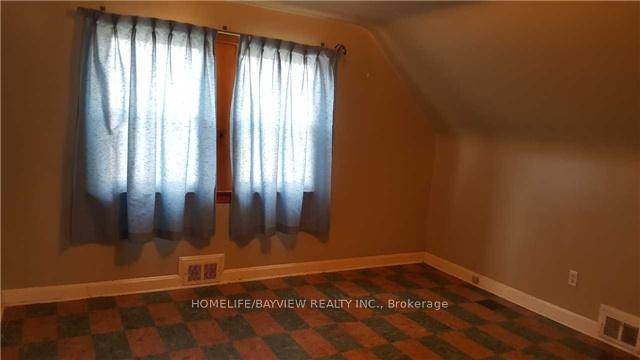 Photo 14 of 66 Roxborough Road, Newmarket, Gorham-College Manor — HOMEH