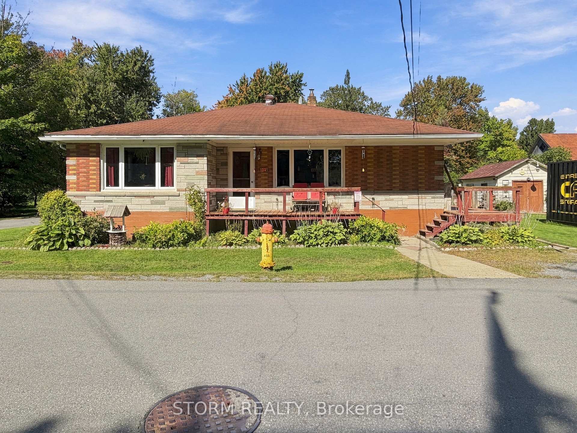 Photo of 37 Oak Street