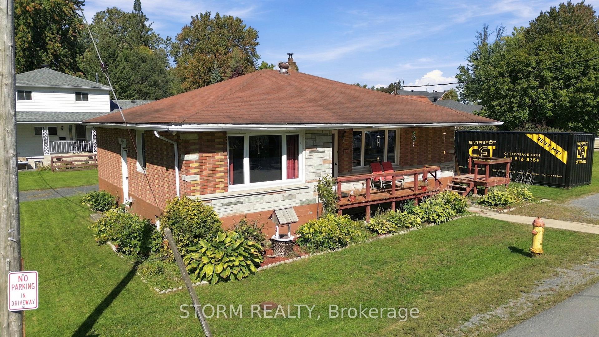 Photo 4 of 37 Oak Street, South Glengarry, Lancaster — HOMEH