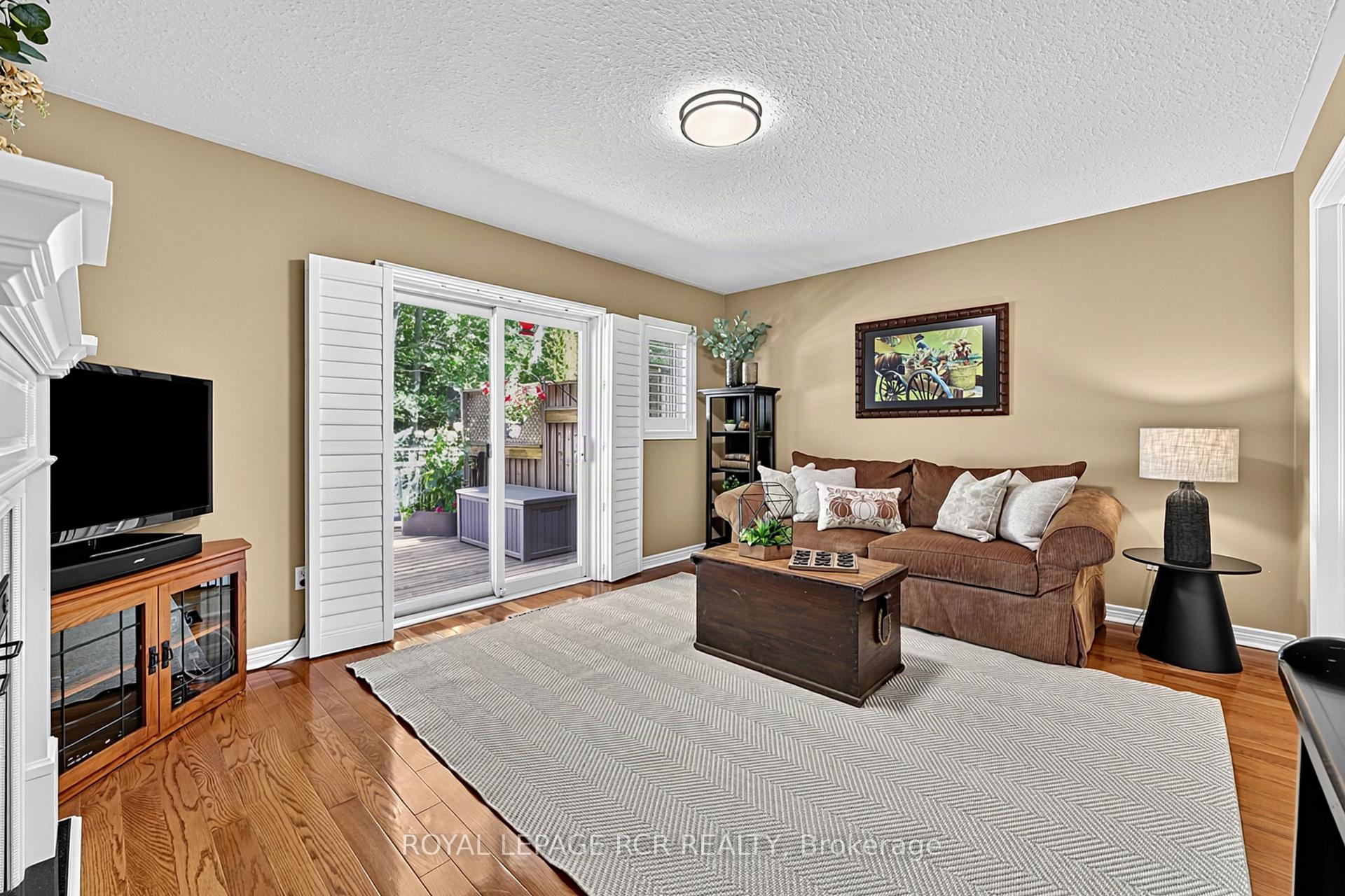 Photo 14 of 22 Nailsworth Crescent, Caledon, Caledon East — HOMEH