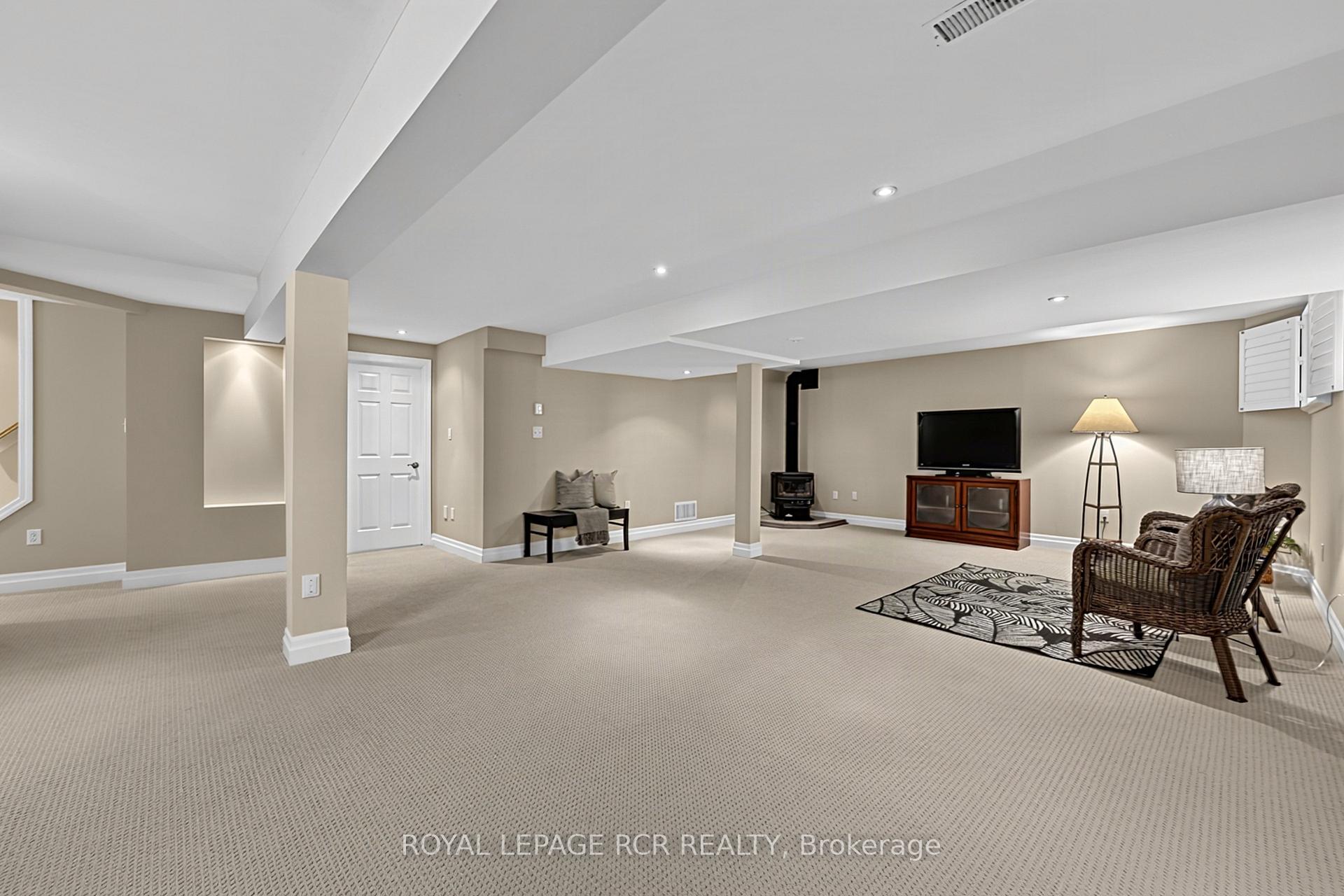 Photo 28 of 22 Nailsworth Crescent, Caledon, Caledon East — HOMEH