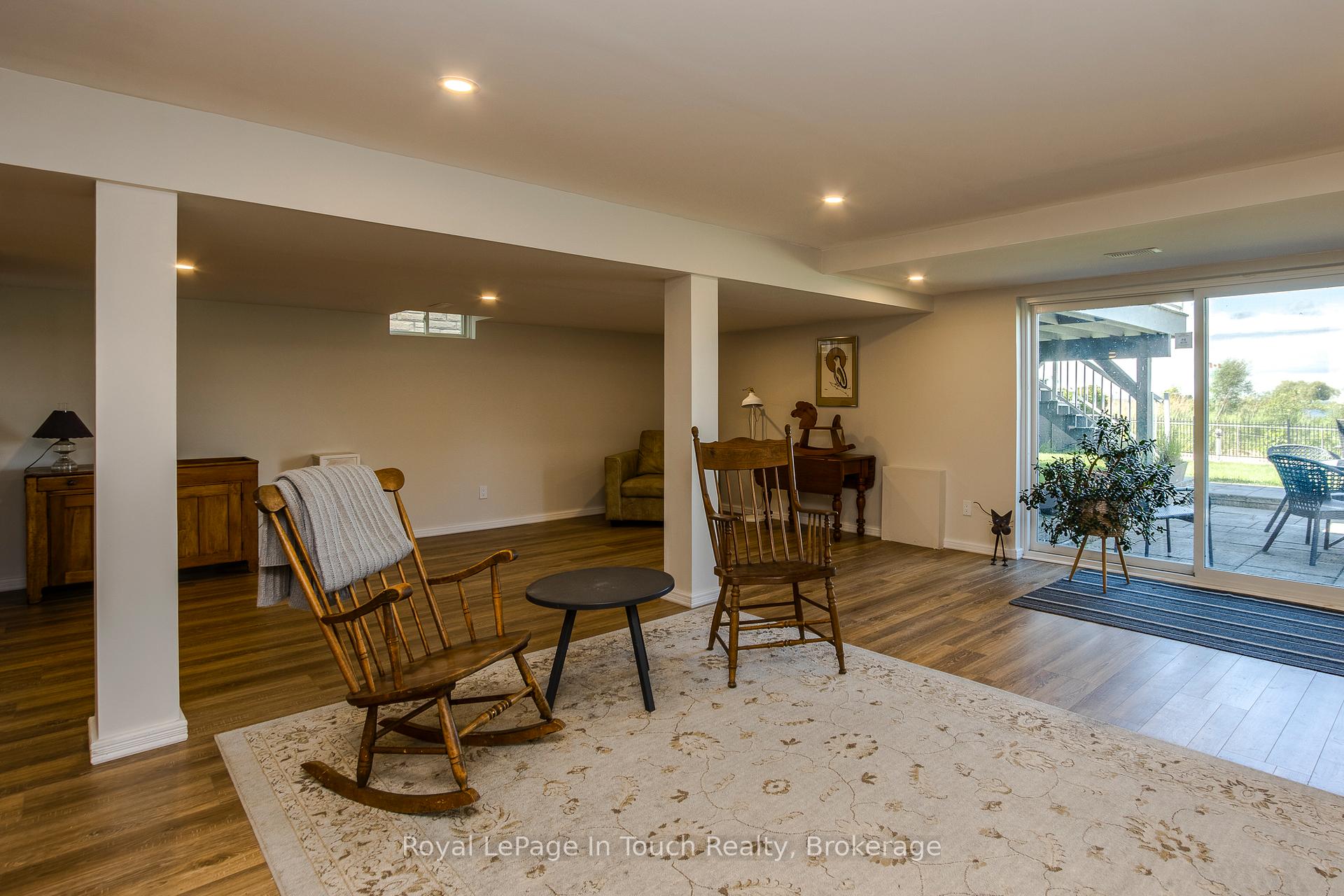 Photo 29 of 14 Riverwalk Place, Midland — HOMEH