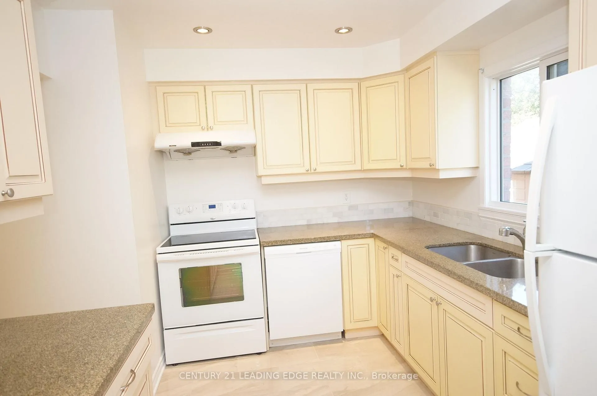 Photo 2 of Unit UPPER, 62 Daniels Crescent, Ajax, Central West — HOMEH